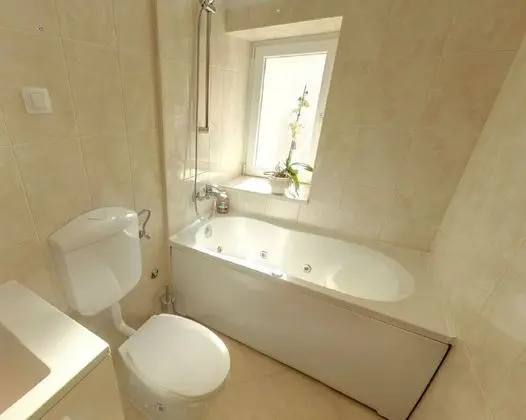 Apart Daire (Two-Bedroom Apartment with Balcony)