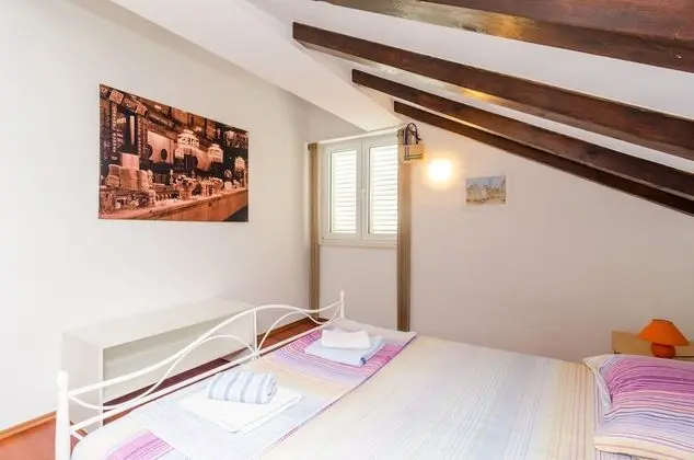 Apart Daire (Four Bedroom Duplex Apartment)