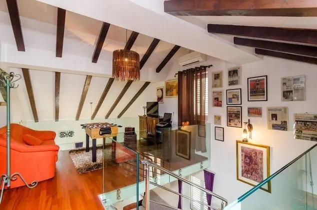 Apart Daire (Four Bedroom Duplex Apartment)