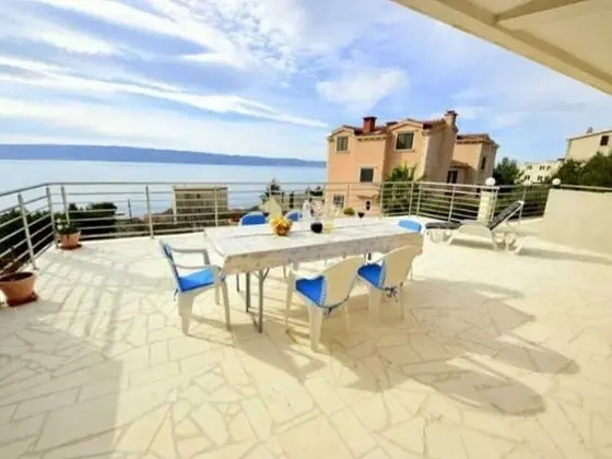 Apart Daire (Three Bedroom Apartment with Terrace )