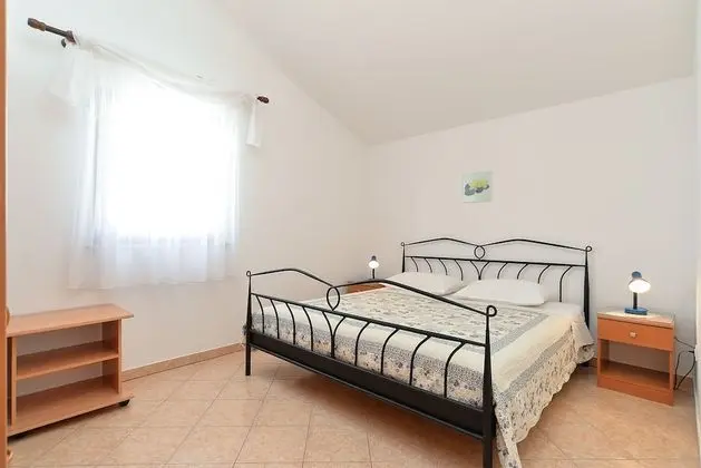 Apart Daire, 2 Yatak Odası (1249/11901)