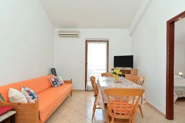 Apart Daire, 2 Yatak Odası (1249/11901)