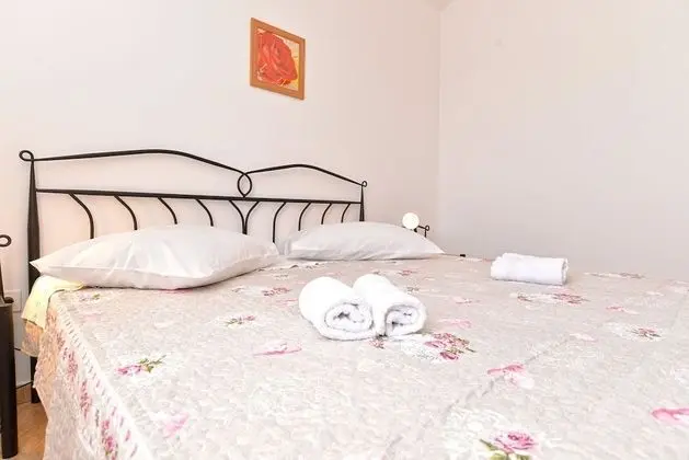 Apart Daire, 2 Yatak Odası (1249/11902)