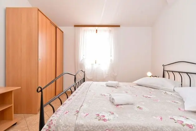 Apart Daire, 2 Yatak Odası (1249/11902)