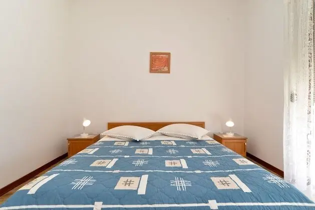 Apart Daire, 3 Yatak Odası (1249/11900)