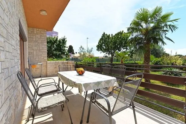 Apart Daire, 3 Yatak Odası (1249/11900)