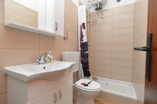 Apart Daire, 3 Yatak Odası (1249/11900)