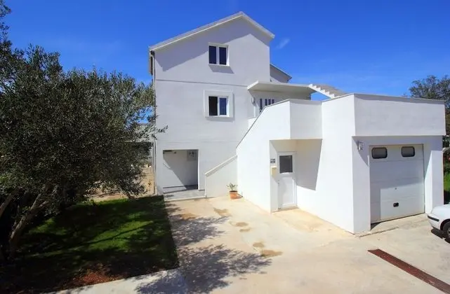 Apart Daire (Four Bedroom Apartment)