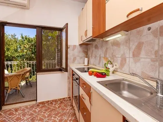 Apart Daire (Two Bedroom Apartment with Swimming P)