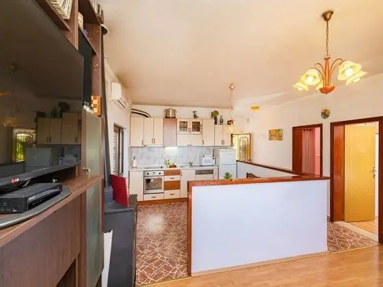 Apart Daire (Two Bedroom Apartment with Swimming P)