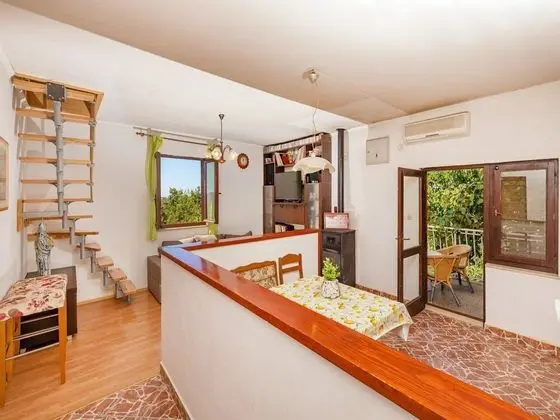 Apart Daire (Two Bedroom Apartment with Swimming P)