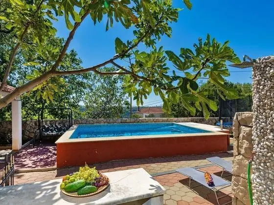 Apart Daire (Two Bedroom Apartment with Swimming P)
