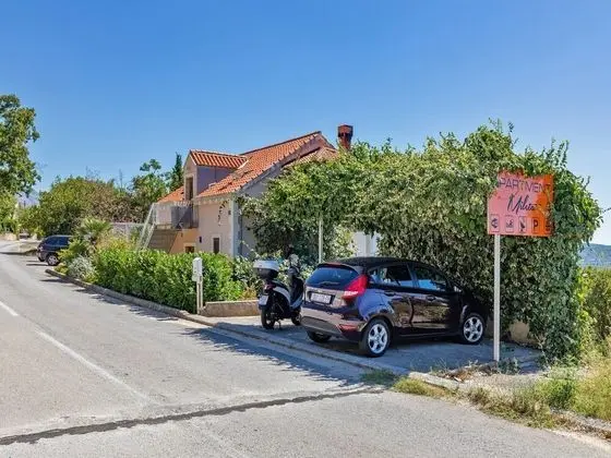 Apart Daire (Two Bedroom Apartment with Swimming P)