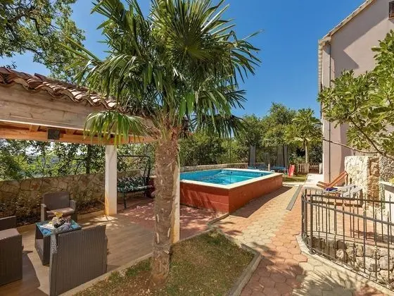Apart Daire (Two Bedroom Apartment with Swimming P)