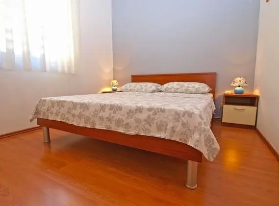 Apart Daire, 1 Yatak Odası (1293/12300)