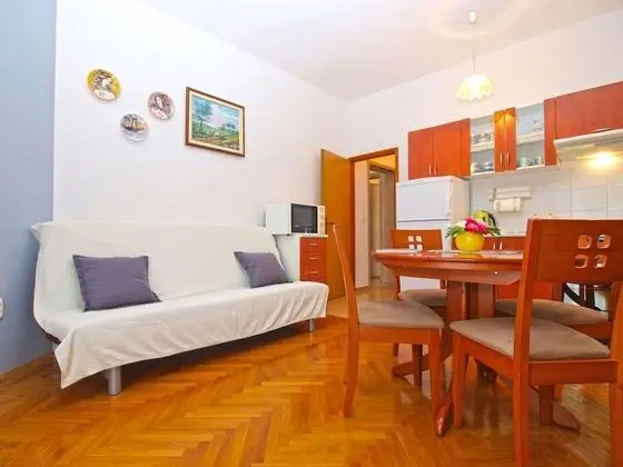 Apart Daire, 1 Yatak Odası (1293/12300)