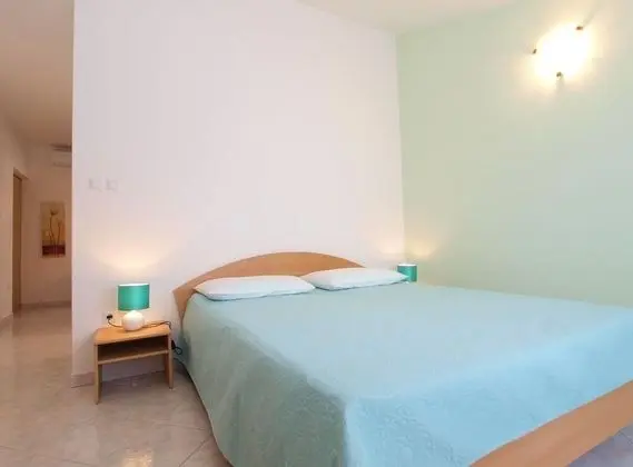 Apart Daire, 1 Yatak Odası (1293/12302)