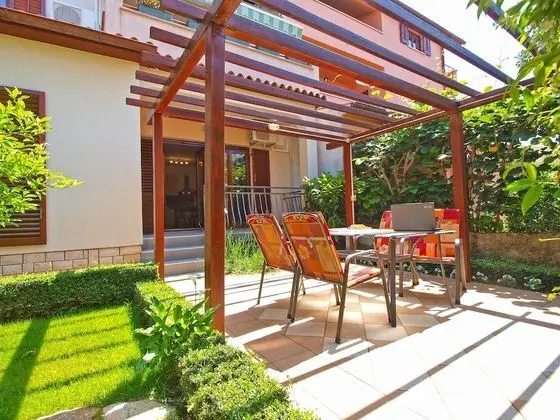 Apart Daire, 2 Yatak Odası (1293/12301)