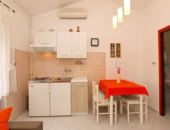 Apart Daire, 1 Yatak Odası (734/1717)