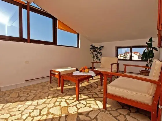 Apart Daire, 1 Yatak Odası (734/1718)