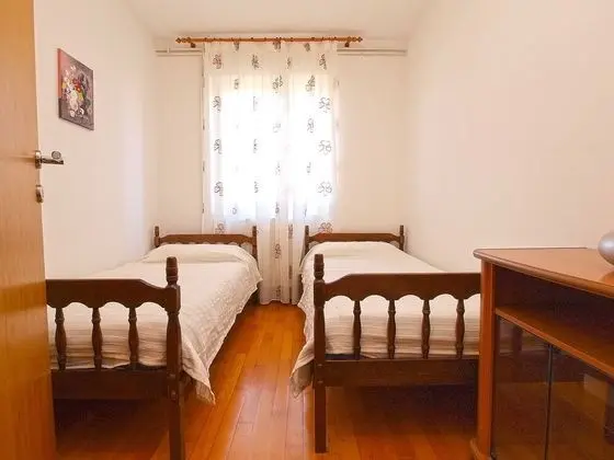 Apart Daire, 3 Yatak Odası (734/1720)