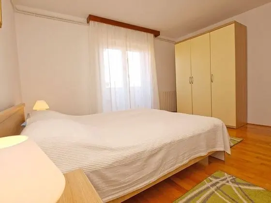 Apart Daire, 3 Yatak Odası (734/1720)