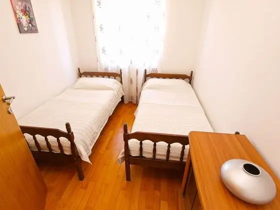 Apart Daire, 3 Yatak Odası (734/1720)