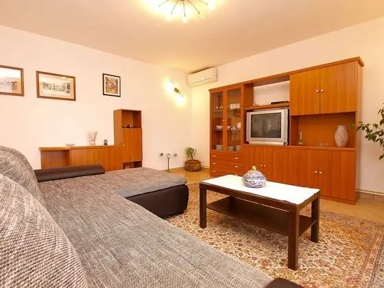 Apart Daire, 3 Yatak Odası (734/1720)