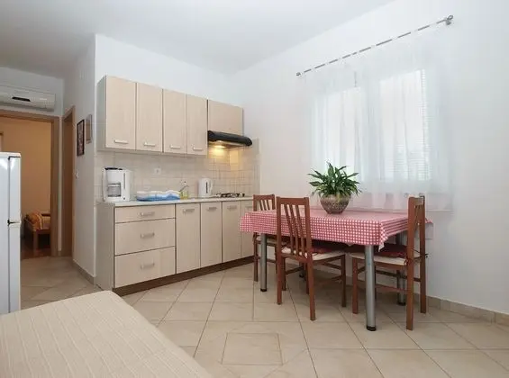 Apart Daire, 1 Yatak Odası (1282/12252)