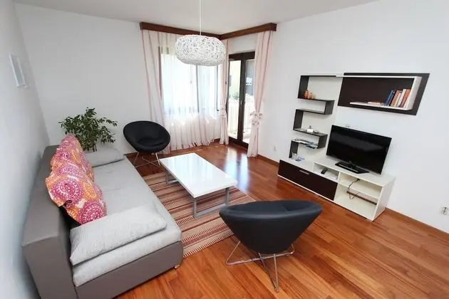 Apart Daire, 2 Yatak Odası, Balkon