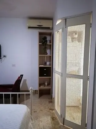 Oda, 1 Yatak Odası, Sigara İçilebilir, Mikrodalga