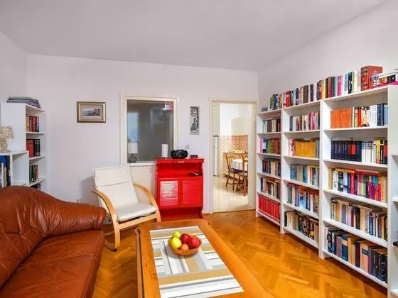 Apart Daire (One Bedroom Apartment with Balcony)