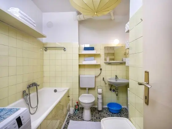 Apart Daire (One Bedroom Apartment with Balcony)