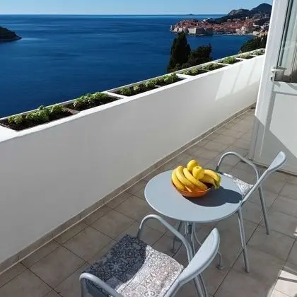 Apart Daire (One Bedroom Apartment with Balcony)