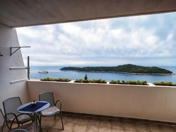 Apart Daire (One Bedroom Apartment with Balcony)