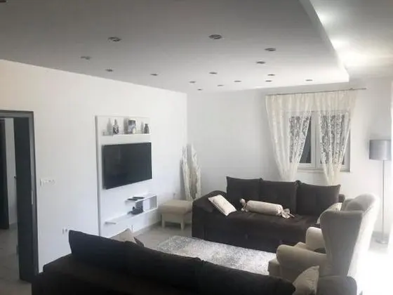 Apart Daire (Three-Bedroom Villa with Pool)