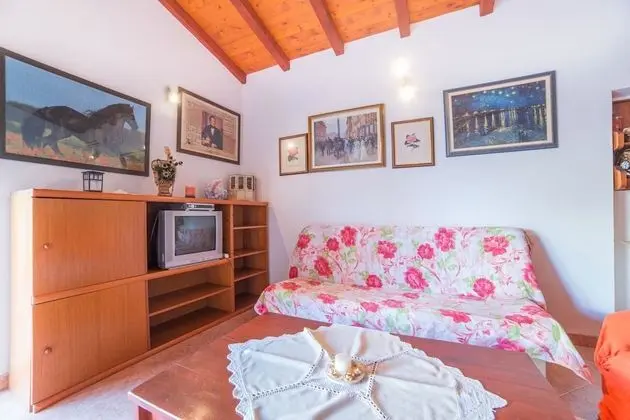 Apart Daire, 1 Çift Kişilik Yatak ve Çekyat