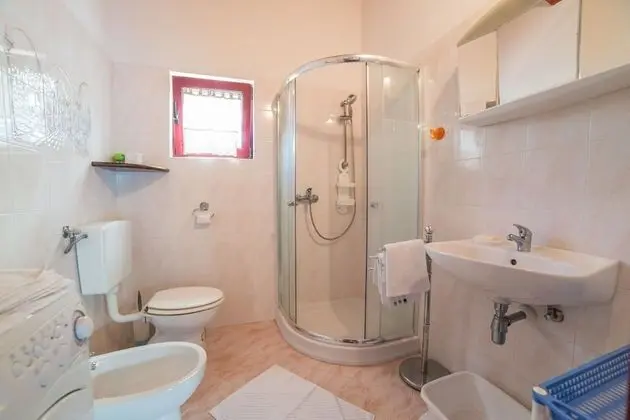 Apart Daire, 1 Çift Kişilik Yatak ve Çekyat