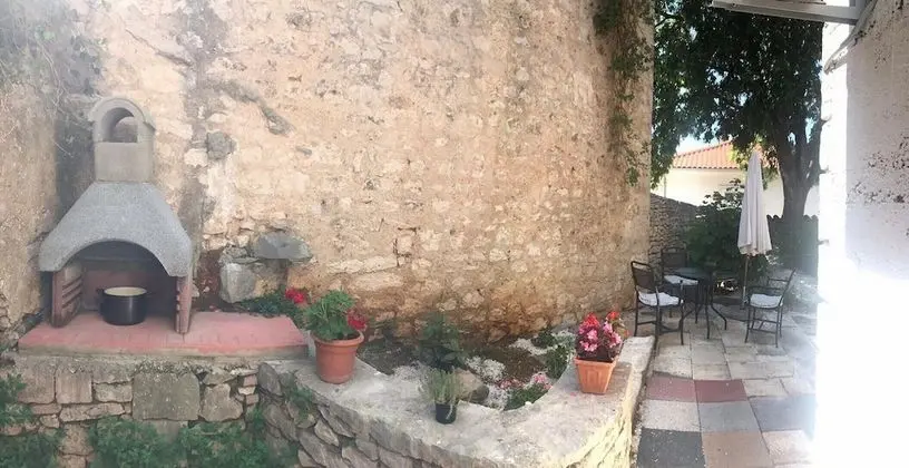 Stüdyo (Studio with Terrace)