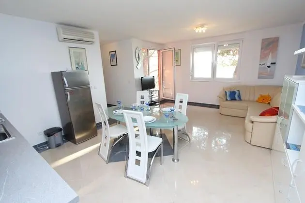 Apart Daire, 2 Yatak Odası, Sigara İçilmez, Balkon