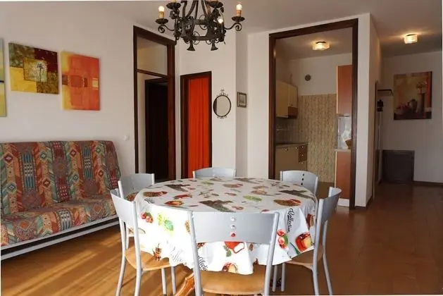 Apart Daire, 2 Yatak Odası, Balkon