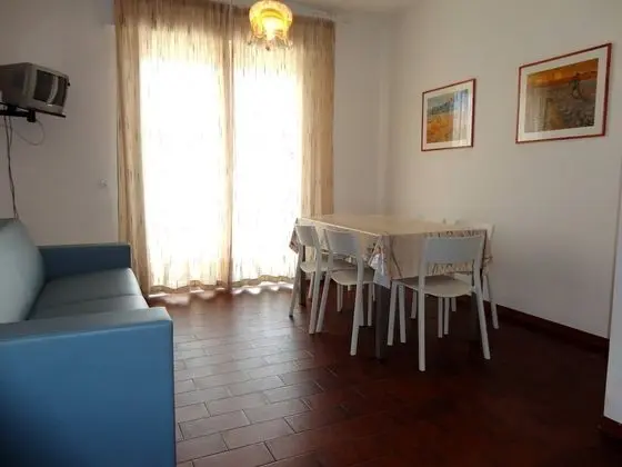 Apart Daire, 2 Yatak Odası, Balkon