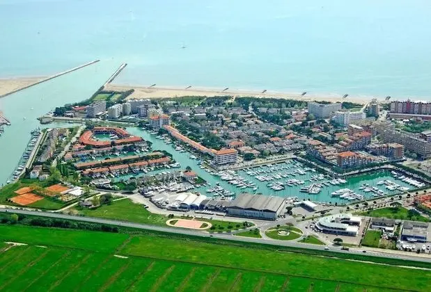 Apart Daire, 2 Yatak Odası, Balkon