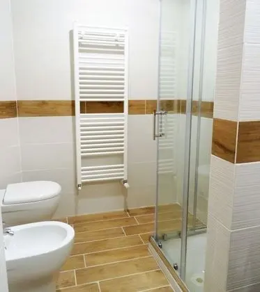 Üç Kişilik Oda, Özel Banyo