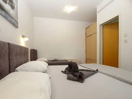 Apart Daire, 2 Yatak Odası (810/1890)