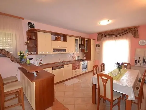 Family Apart Daire, 3 Yatak Odası, Balkon, Deniz Manzaralı