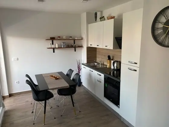 Apart Daire (One Bedroom Apartment with Balcony)