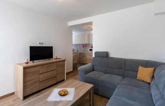 Apart Daire (Two-Bedroom Apartment with Terrace)