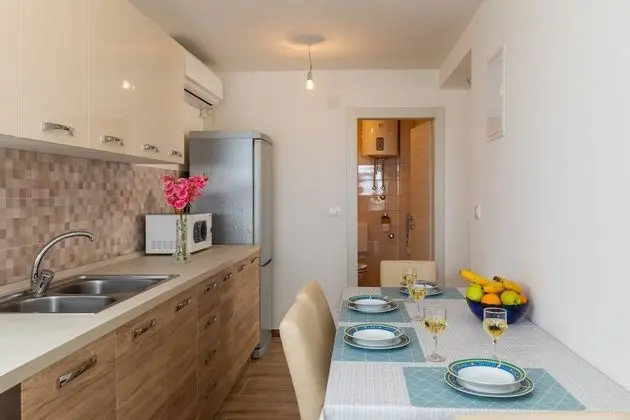 Apart Daire (Two-Bedroom Apartment with Terrace)