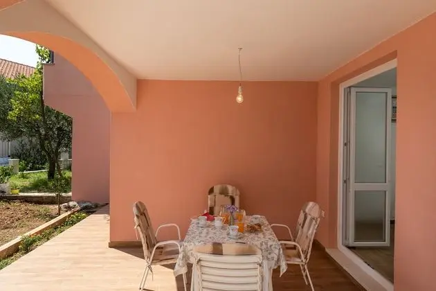 Apart Daire (Two-Bedroom Apartment with Terrace)